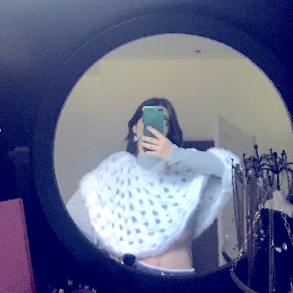 Poncho Snow White fluffy